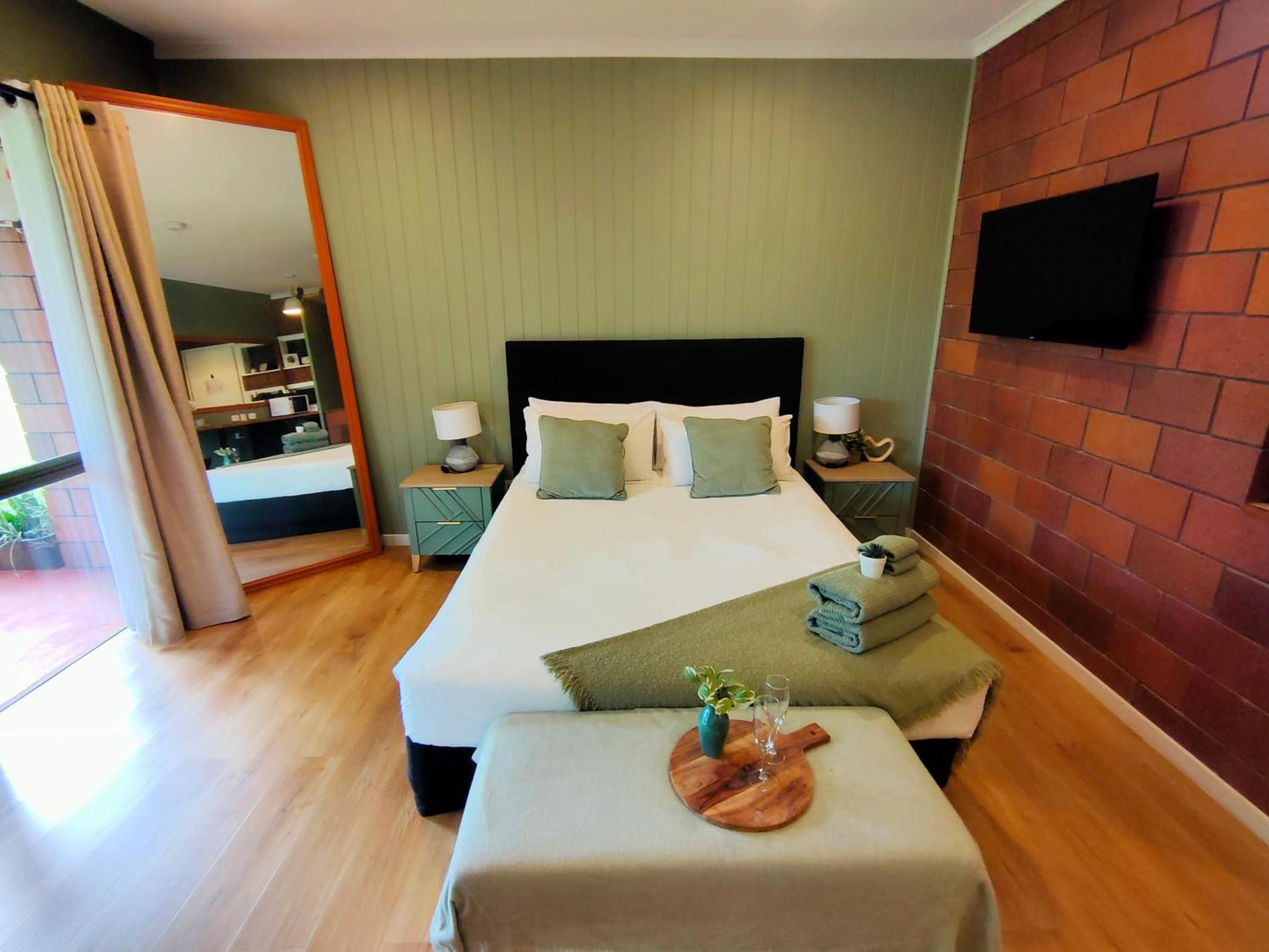 Malanda Lodge ภายนอก รูปภาพ