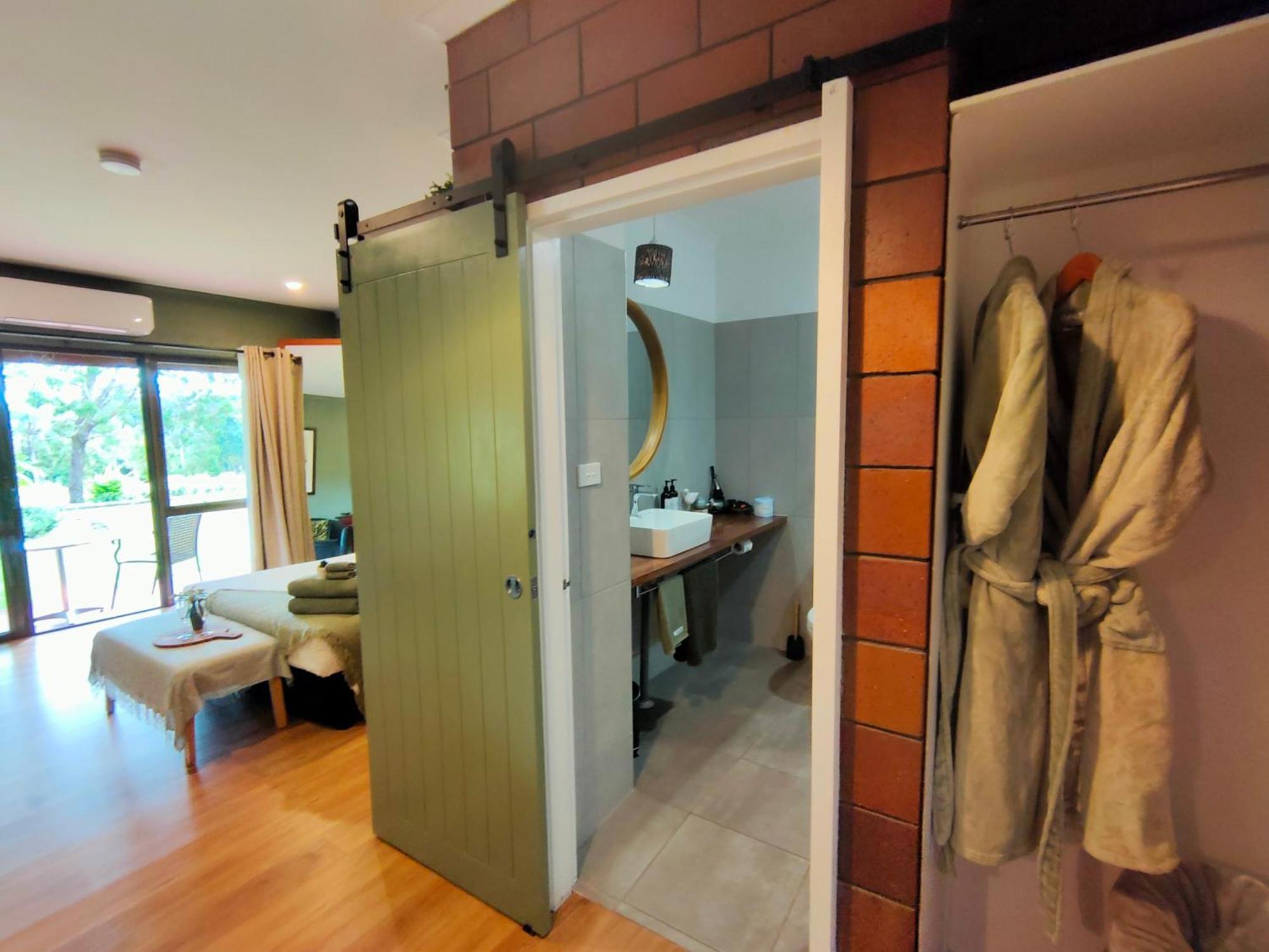 Malanda Lodge ภายนอก รูปภาพ