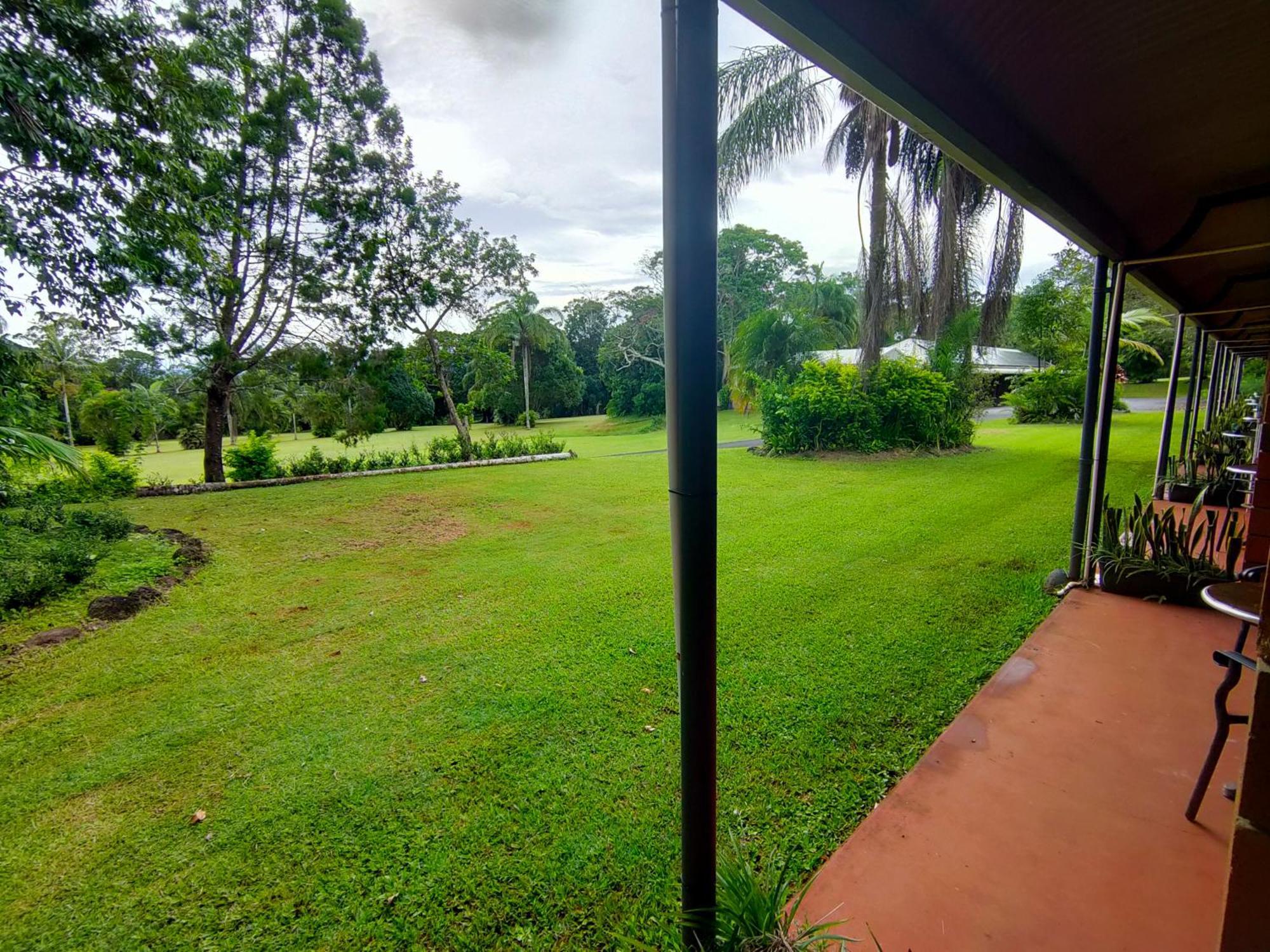 Malanda Lodge ภายนอก รูปภาพ
